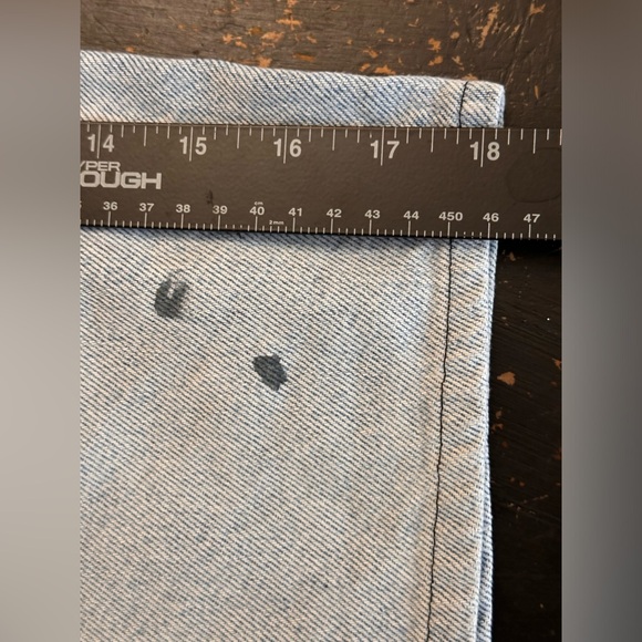 Vintage Levi's 505 Dad/Mom Shorts 36 Reg Fit 2005 Light Wash Y2K Denim No Patch - Picture 6 of 10